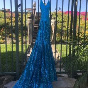 Brand new!! NEVER worn!! Gorgeous blue prom dress